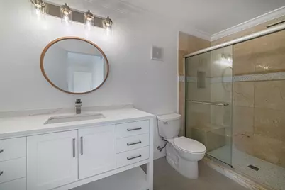 815 W Boynton Beach Boulevard #12-106, Boynton Beach, FL 33426 - Photo 8
