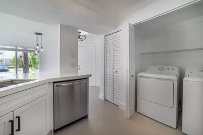 815 W Boynton Beach Boulevard #12-106, Boynton Beach, FL 33426 - Photo 12
