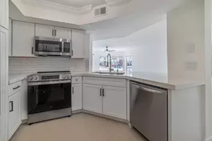 815 W Boynton Beach Blvd, Boynton Beach, FL 33426 - Photo 6