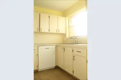 8682 Satalite Terrace, West Palm Beach, FL 33403 - Photo 16