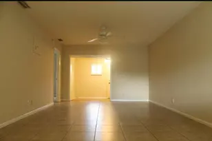 8682 Satalite Terrace, West Palm Beach, FL 33403 - Photo 14