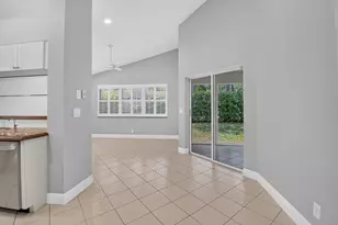 10911 Ladera Ln, Boca Raton, FL 33498 - Photo 12