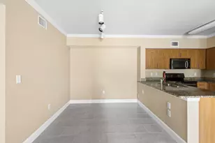 6450 Emerald Dunes Dr, West Palm Beach, FL 33411 - Photo 10