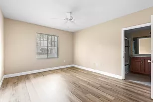 6450 Emerald Dunes Dr, West Palm Beach, FL 33411 - Photo 18