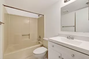 351 Club Cir, Boca Raton, FL 33487 - Photo 46