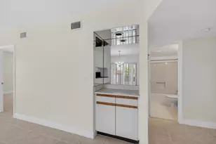 351 Club Cir, Boca Raton, FL 33487 - Photo 28