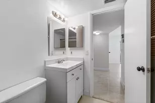 351 Club Cir, Boca Raton, FL 33487 - Photo 48