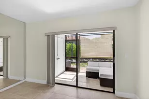 351 Club Cir, Boca Raton, FL 33487 - Photo 20