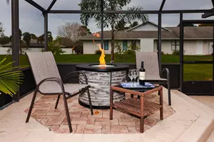 2411 NE Pinecrest Lakes Blvd, Jensen Beach, FL 34957 - Photo 4