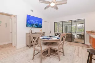 2411 NE Pinecrest Lakes Blvd, Jensen Beach, FL 34957 - Photo 8