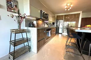 4001 S Ocean Dr, Hollywood, FL 33019 - Photo 4