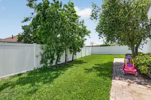 10542 SW Westlawn Blvd, Port Saint Lucie, FL 34987 - Photo 40