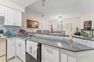 2550 SW 18th Terrace, Fort Lauderdale, FL 33315 - Photo 10