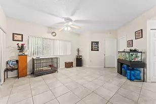 2550 SW 18th Terrace, Fort Lauderdale, FL 33315 - Photo 12