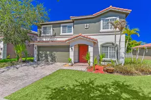 2020 SW Newport Isles Blvd, Port Saint Lucie, FL 34953 - Photo 2