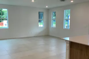 747 SE Central Pkwy, Stuart, FL 34994 - Photo 6
