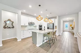 8028 NW 78th St, Tamarac, FL 33321 - Photo 6
