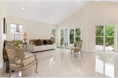 999 Lytham Court, West Palm Beach, FL 33411 - Photo 4