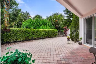 999 Lytham Ct, West Palm Beach, FL 33411 - Photo 26