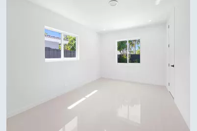 1750 NE 49th Street, Fort Lauderdale, FL 33334 - Photo 14