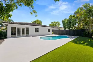 1750 NE 49th St, Fort Lauderdale, FL 33334 - Photo 2