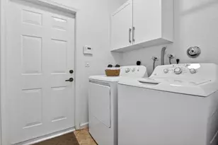 2883 Kinsington Cir, Weston, FL 33332 - Photo 44