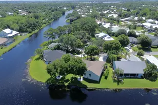 1146 SW Arrowhead Ct, Palm City, FL 34990 - Photo 2