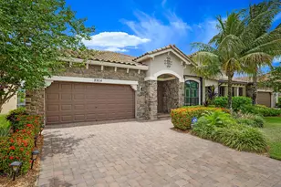 8904 Sea Chase Dr, Lake Worth, FL 33467 - Photo 2