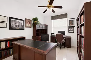 10773 Royal Caribbean Cir, Boynton Beach, FL 33437 - Photo 20