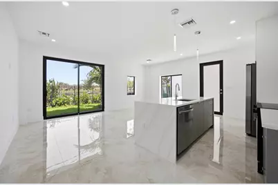 1542 NW 1st Avenue, Pompano Beach, FL 33060 - Photo 8