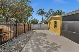 607 W Perry St, Lantana, FL 33462 - Photo 48