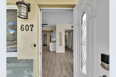 607 W Perry Street, Lantana, FL 33462 - Photo 8