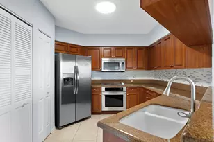 347 N New River Dr Dr, Fort Lauderdale, FL 33301 - Photo 6