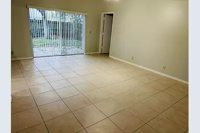 5165 Foxhall Pl, West Palm Beach, FL 33417 - Photo 8