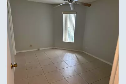 5165 Foxhall Pl, West Palm Beach, FL 33417 - Photo 12