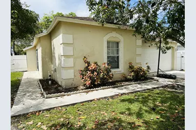 5165 Foxhall Pl, West Palm Beach, FL 33417 - Photo 4