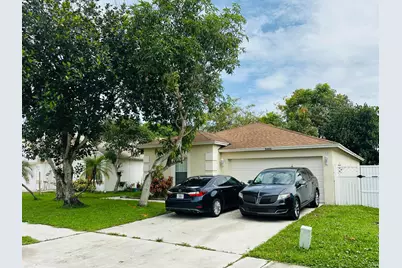 5165 Foxhall Pl, West Palm Beach, FL 33417 - Photo 2