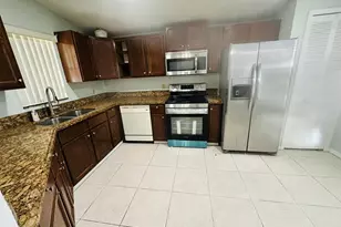 5165 Foxhall Pl, West Palm Beach, FL 33417 - Photo 6