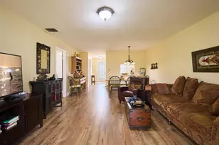 175 Lake Susan Ln, West Palm Beach, FL 33411 - Photo 4