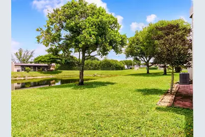 175 Lake Susan Lane, West Palm Beach, FL 33411 - Photo 30