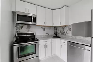 6020 NW 64th Ave, Tamarac, FL 33319 - Photo 4