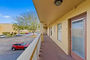 6020 NW 64th Ave, Tamarac, FL 33319 - Photo 18