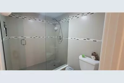 6010 S Falls Circle Drive #423, Lauderhill, FL 33319 - Photo 24