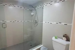6010 S Falls Cir Dr, Lauderhill, FL 33319 - Photo 24