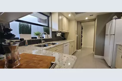 6010 S Falls Circle Drive #423, Lauderhill, FL 33319 - Photo 10