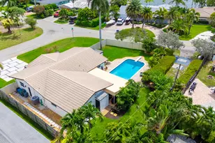 1420 NE 42nd Ct, Oakland Park, FL 33334 - Photo 34