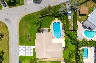 1420 NE 42nd Ct, Oakland Park, FL 33334 - Photo 36