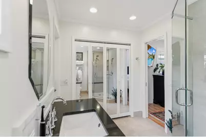 1420 NE 42nd Court, Oakland Park, FL 33334 - Photo 20