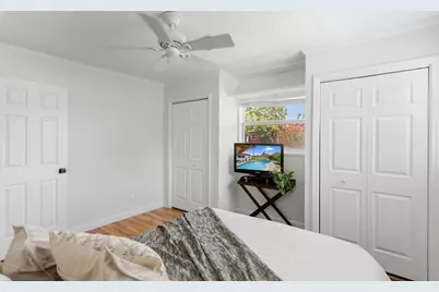 1420 NE 42nd Court, Oakland Park, FL 33334 - Photo 22