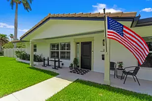 1420 NE 42nd Ct, Oakland Park, FL 33334 - Photo 2